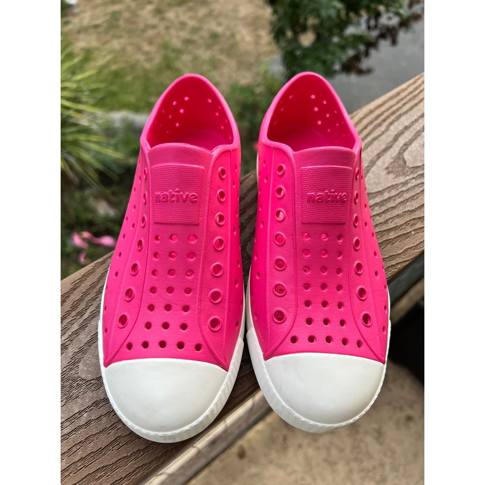 Native Jefferson Kids Pink Slip On Water Shoes Sneakers J2 Vegan EVA Perforated